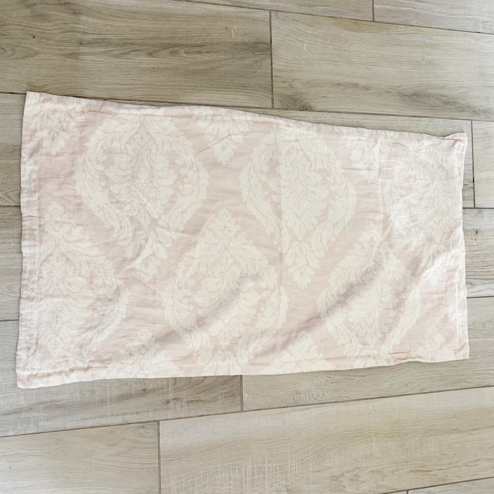SOUTHERN LIVING Pink White Matelassé Replacement Pillow Sham King Size 20” X 36”